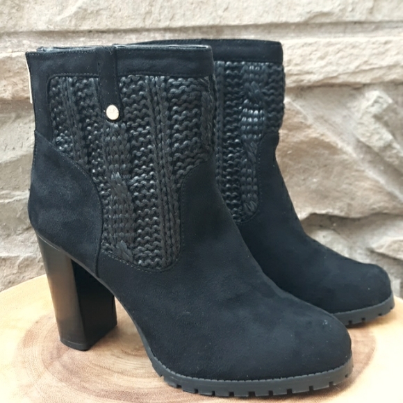 EUC JUICY COUTURE BLACK BLOCK HEELED ANKLE BOOTS - Picture 10 of 10